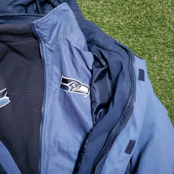 Vintage 2000s 2 In 1 reversible Seattle Seahawks jacket Sizs XL H1 - Picture 5 of 10